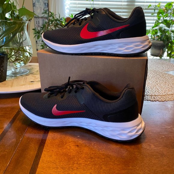 Nike Revolution 6 Men's Shoe - Picture 6 of 11